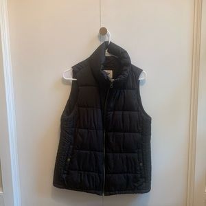 Black puffer vest